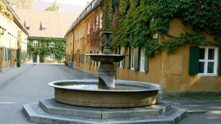 Fugger_viertel_brunnen