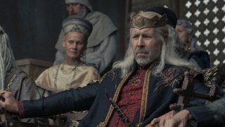 Първият му спомен беше от затвора: Кой е Пади Консидайн, изиграл Визерис в "Домът на дракона"