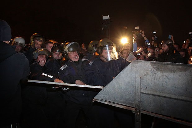 Дойде време протестиращите да броят полицаите
