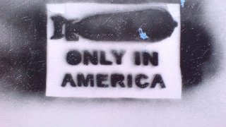 1024px-_Nuclear_bomb_-_only_in_America__graffiti