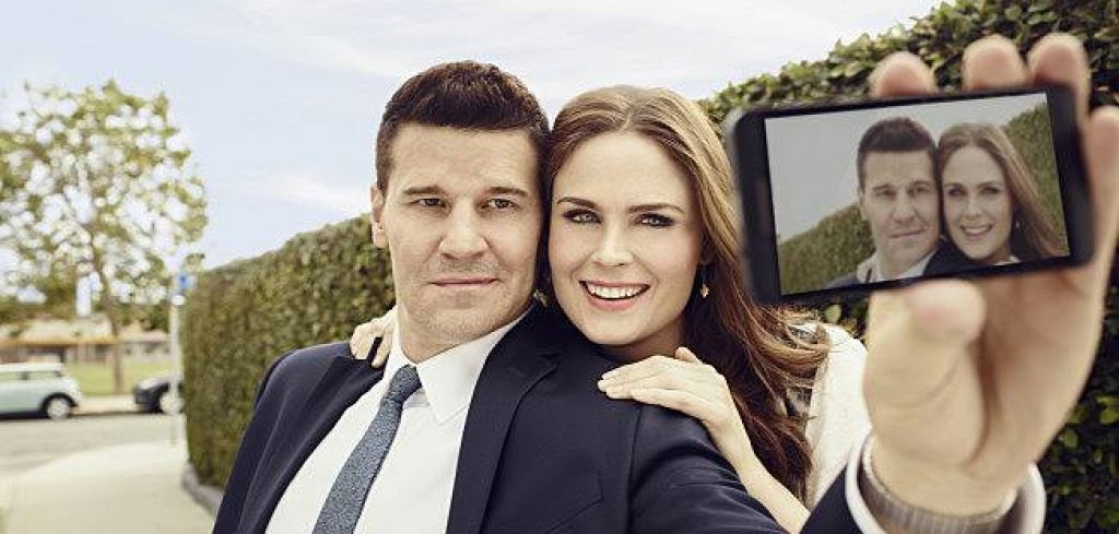 Темперънс Бренън от сериала „Кости“ е най-добрият съдебен антрополог в САЩ (по нейно твърдение и в света), чиито умения са едни от най-важните в екипа. 
