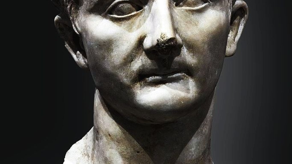 (Toulouse)_Tibère_-_Musée_Saint-Raymond_Ra_342_b