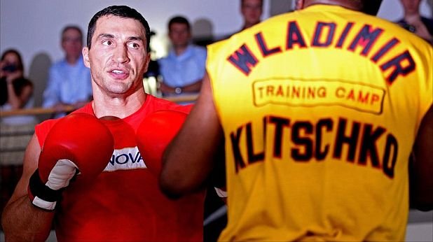 Две победи го делят от среща с великия боксьор Владимир Кличко