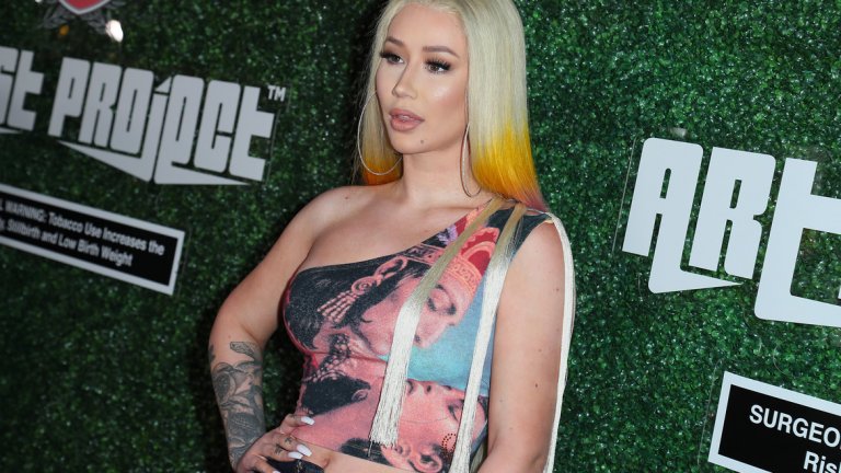 Именно кадри от тази поредица са изтекли, въпреки че не е било предвидено да достигат до широката публика.