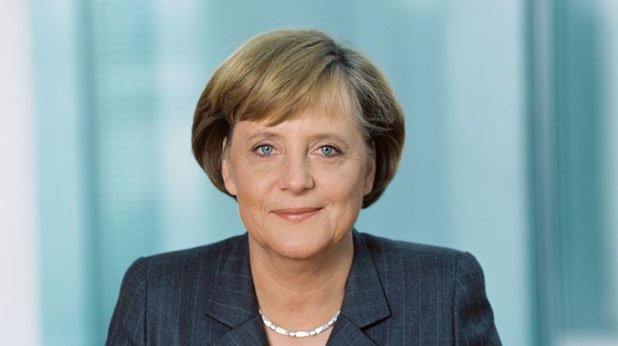 Меркел направи знаково посещение в Атина, с което даде знак, че Гърция ще остане в Еврозоната