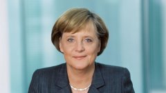 Германската канцлерка Ангела Меркел отново е посочена за най-влиятелната жена в света от американското списание Forbes