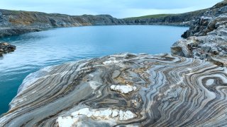 Страната разработва най-голямото находище на редки елементи в Европа