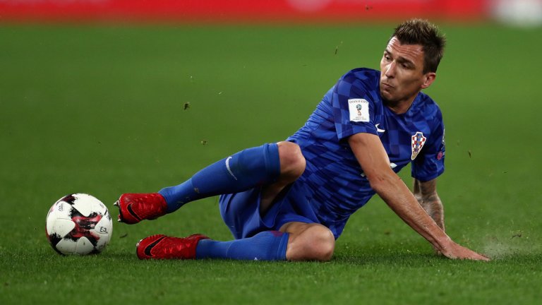 Дясно крило: Марио Манджукич, Хърватия