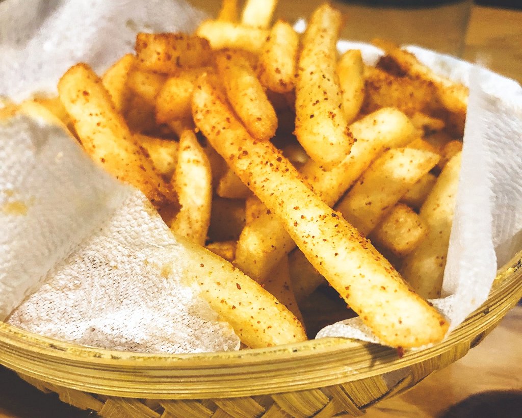 basket-bowl-close-up-1586942