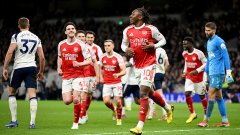 Арсенал надви Тотнъм и увеличи дистанцията пред Сити