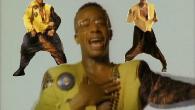 MC Hammer - Can't Touch This - 1990 г.
И като стана дума за 90-те, надъхващото парче на MC Hammer и колоритните танци в клипа му успяват да създадат огромна вълна от опити (успешни и не съвсем успешни) за имитиране.