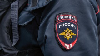 Генерал-майор Владимир Макаров е бил намерен от жена си, след като тя чула изстрел