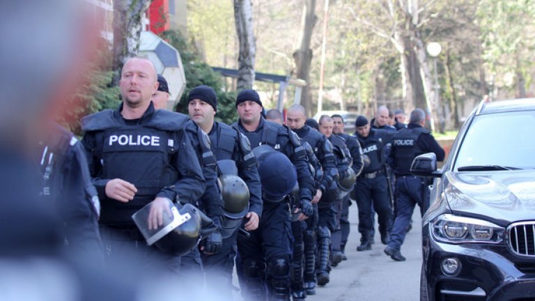 Създават ново супер звено в МВР - "Жандармерия, специални операции и борба с тероризма"