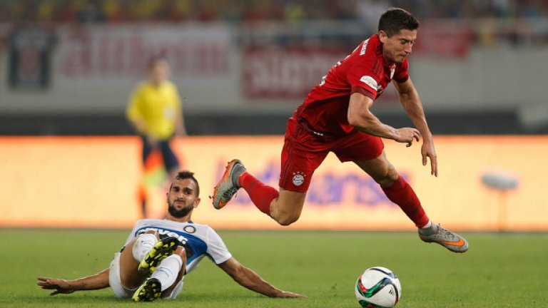 Роберт Левандовски в Арсенал
Няма как да стане – Роберт подписа с Байерн миналото лято, въпреки трудния си старт в Мюнхен той си остава нападател от световна класа, а е твърде скъп за Арсенал.