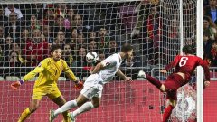 Карвальо открива резултата в мача Португалия - Сърбия.