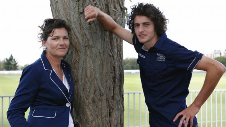 Вароник Рабио и нейният син/клиент Адриен Рабио.