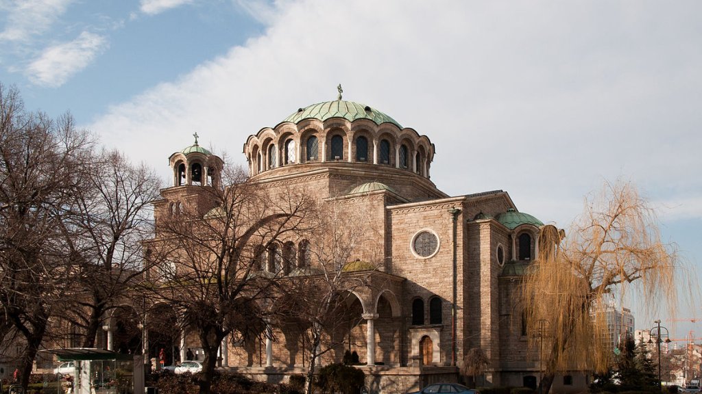 1200px-StNedelyaChurch_Sofia