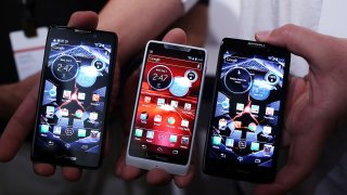 Motorola And Verizon Hold News Conference