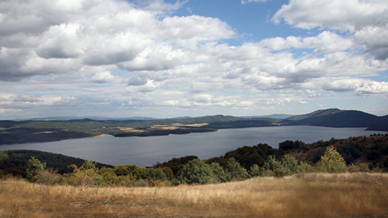 Строежът на язовир "Искър" е приключен на 6 септември 1954 г.