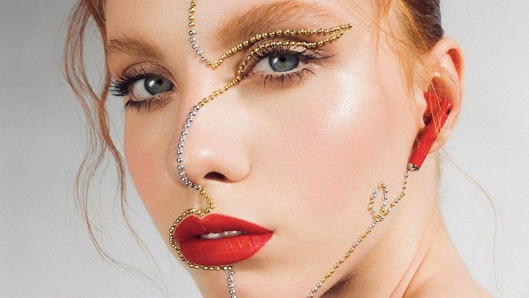 От Huawei ни призоваха - бъдете отворени за повече красота. И ние не устояхме