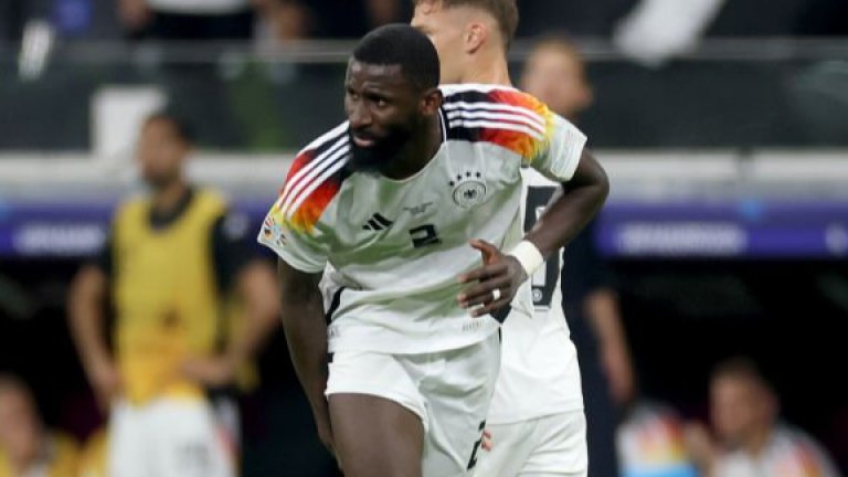 Проблеми за Германия - и двамата централни защитници пропускат осминафинала?