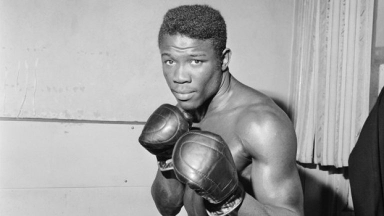 "Марикон, ще оправя и теб, и мъжа ти!": Боксьорът-гей, който уби присмехулника, издал тайната му