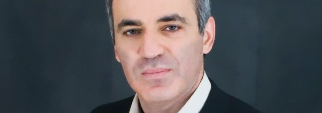 130725200315-garry-kasparov-file-story-top