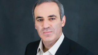 130725200315-garry-kasparov-file-story-top