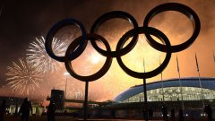 Церемонията по закриването на игрите бе красива, тежка и достойна за най-скъпата олимпиада в историята - неофициално тя струва 50 милиарда долара.