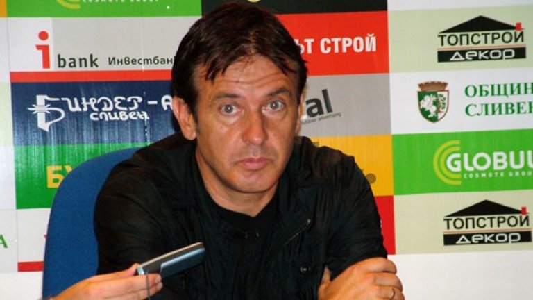 Треньорът на Локомотив Диян Петков бе щастлив от развръзката на мача