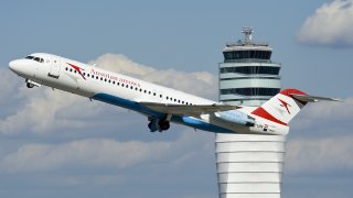 austrian-airlines-fokker-f100