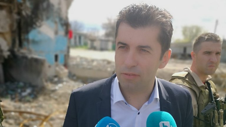 Сладката илюзия, че можем да сме неутрални в тази ситуация, вече си замина окончателно