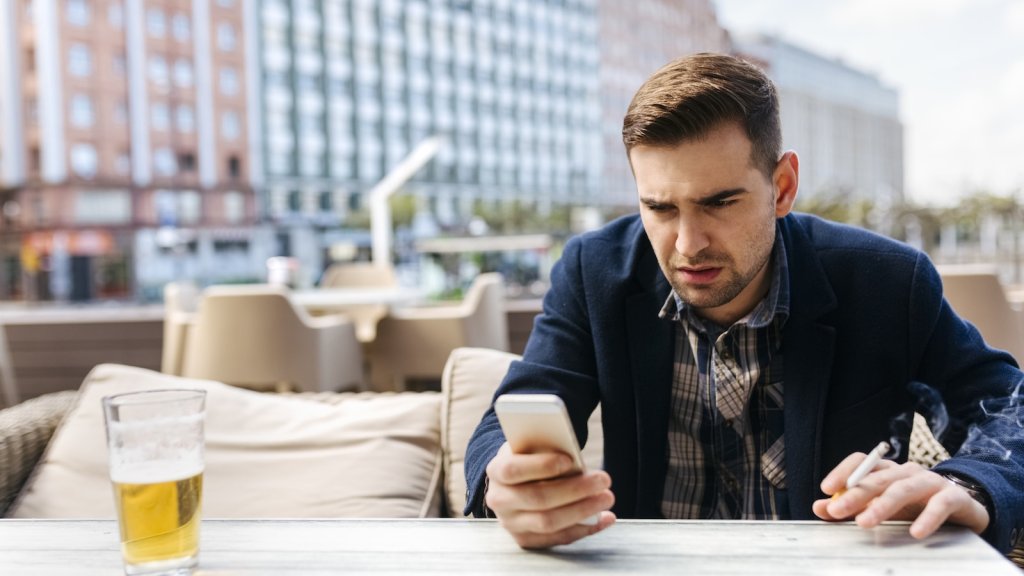 study-adding-periods-to-your-texts-might-give-off-a-negative_drdz