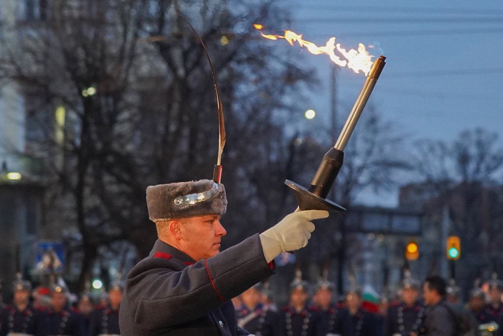 Радев: В оскотялото ни време на ротация на принципи и ценности Левски изглежда болезнено невъзможен