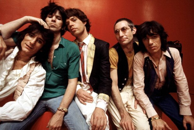 The Rolling Stones - (I Can't Get No) Satisfaction
Само я чуйте! Има ли нужда от обяснение защо е тук?