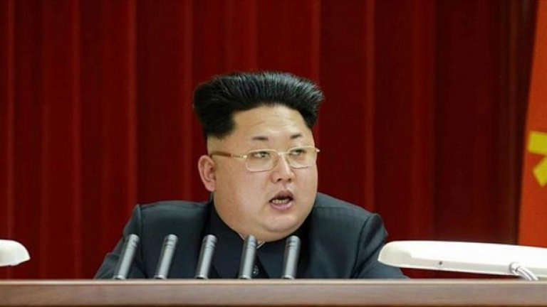 Световните медии коментират, че Ким Чен-Ун е пренесъл имиджа си на изцяло ново ниво с различната прическа, в която косата му изглежда по-бухнала, въпреки че както досега, е обръсната отстрани