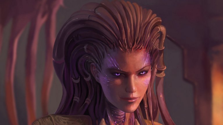 Сара Кериган (поредицата StarCraft)
Сара Кериган, наричана още Queen of Blades, е един от основните персонажи в стратегическата поредица StarCraft, създаден от дизайнерите Крис Метцен и Джеймс Пини. През годините Кериган става толкова известен персонаж, че трудно ще откриете класация на най-известните героини в гейминга без нейното присъствие. Историята на Кериган е използвана и за няколко романа, свързани с играта. От една страна е изстрадалата, но добронамерена Сара Кериган в човешката си форма. Тя е красива, загадъчна и оправна, желан съюзник в битка, както и морално извисена личност, въпреки всички нещастия, които е преживяла. След това се появява другата й страна – Кралицата на остриетата, която е властна, егоцентрична и маниакална с невероятни свръхсили и злоба, достатъчно голяма, че да покрие цялата вселена. За сексапила й допринасят и гласовите умения на озвучаващата я в StarCraft и Brood War Глинис Толкен Кембъл. Същата е заменена за втората игра от небезизвестната канадска актриса Триша Хелфър, позната ни от сериала Battlestar Galactica.