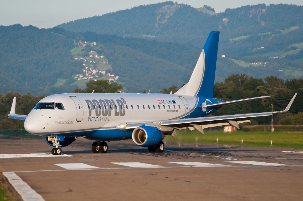 Peoples_Viennaline_ERJ-170_OE-LMK_LSZR_02