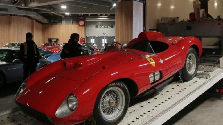 Дали този автомобил ще отиде в гаража на Меси?