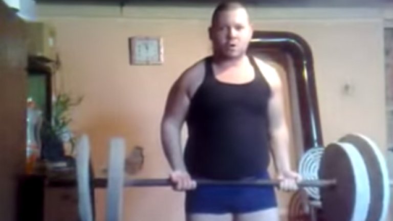 Гамена е тлъсто заявление за мъжкар и насилник, нехигиеничен агресор и производител на свирепи интернет заплахи срещу всички