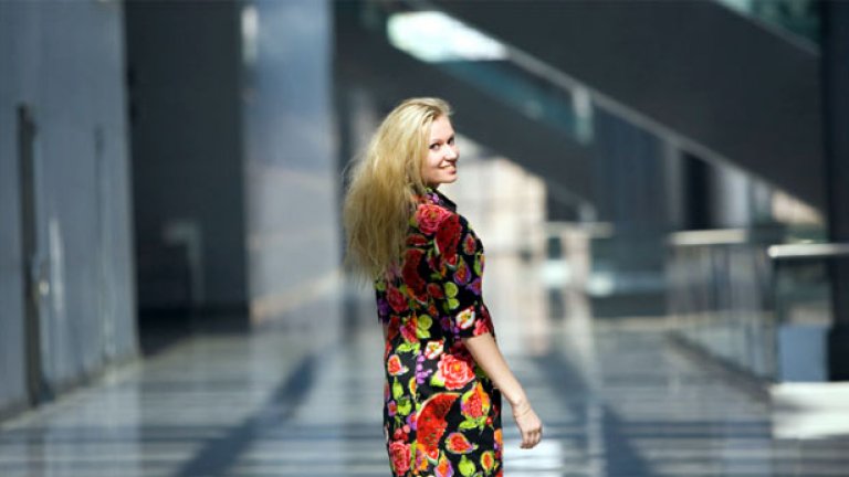 Писателката Джуди Джеймс е идентифицирала цели 14 различни вида усмивки, някои от които са много добре познати: асиметричната, перфектната, подтисната, агресивната, всезнаещата...