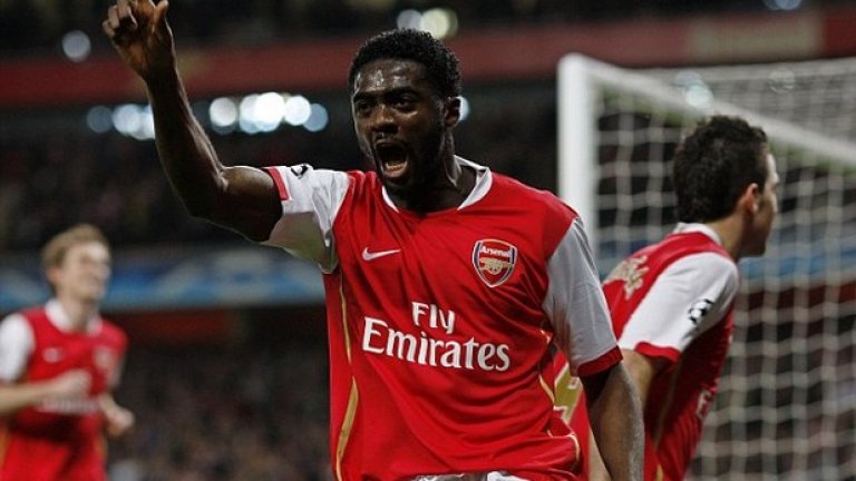 Коло Туре (Арсенал 2002 – 2009 г., Ливърпул 2016 – 2017 г.)
През миналия сезон Туре преживя втори шампионски непобеден сезон, след като спечели титлата на Шотландия със Селтик. Котдивоареца бе част от Непобедимите през 2003/04 във втория си сезон в Арсенал. Туре изигра 327 мача за „артилеристите”, преди да премине в редиците на Манчестър Сити, с който да спечели титлата още веднъж. На „Етихад” Коло игра редом до брат си Яя, а феновете на „гражданите” още помнят култовата песен, създадена специално за тях. През 2016-а бранителят подписа с Ливърпул като свободен агент, но след само един сезон Брендън Роджърс си го прибра в Селтик и го направи непобедим за втори път в кариерата му.