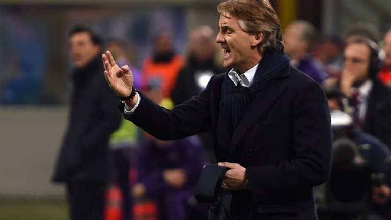 2. Роберто Манчини. Един от най-успешните треньори в историята на Интер беше уволнен от ръководството на клуба малко преди старта на Серия А.