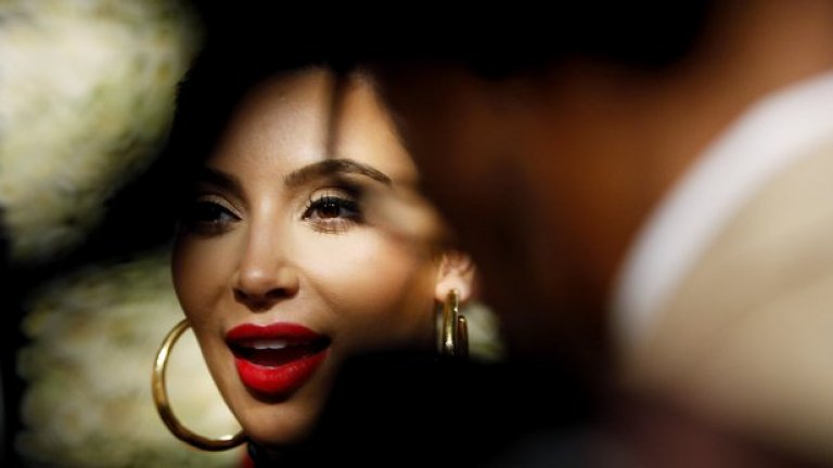 В Twitter Ким Кардашиян има над 20 млн. почитатели