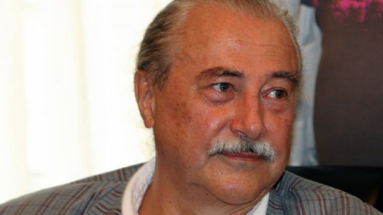 Певецът Кирил Маричков обяви пред bTV, че "даряват кръв, за да си отиде правителството"