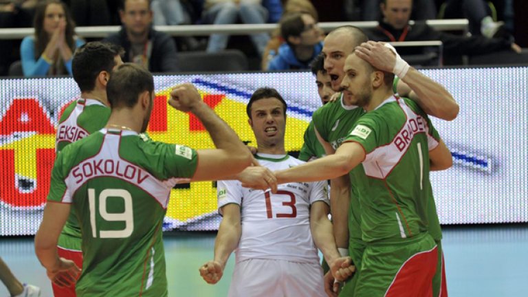 Салпаров (в средата) излезе победител от "българския" финал в Шампионската лига срещу Асеко Ресовия и Николай Пенчев