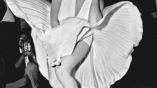 Marilyn_Monroe_photo_pose_Seven_Year_Itch