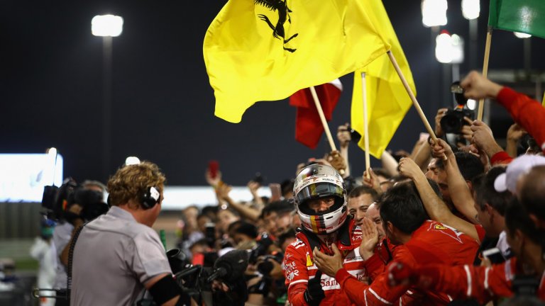 Фетел ще стартира от първа позиция.