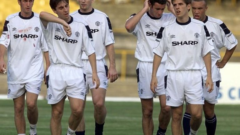 Гари Невил провали Юнайтед на Световното клубно през 2000 г.