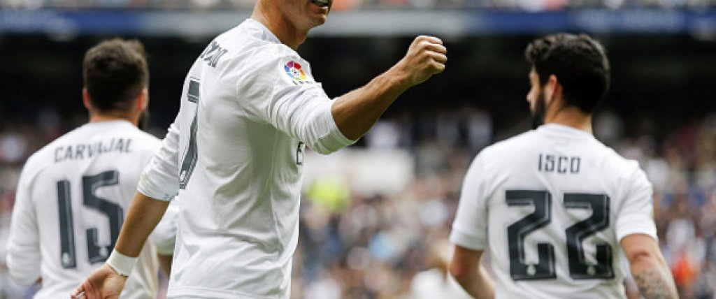 Кристиано Роналдо преследва две големи постижения. Дотук в турнира за сезона има 16 гола, а рекордът е 17, пак поставен от него. Освен това КР7 може да стане първият с попадения в три различни финала в ерата на Шампионската лига, след като вкара за Юнайтед срещу Челси (2008) и за Реал срещу Атлетико преди 2 години.
